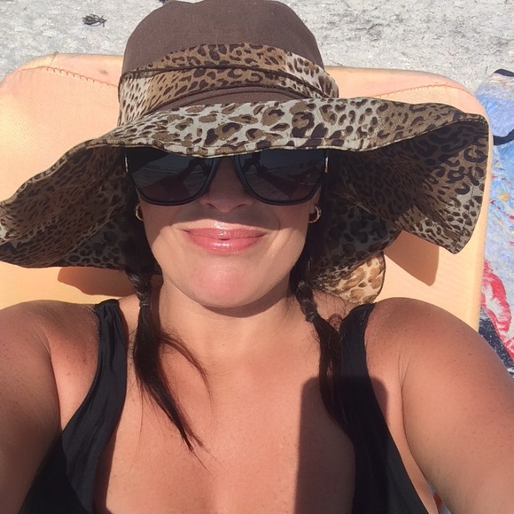 Meet your Posher, Raquel - Picture 5 of 7